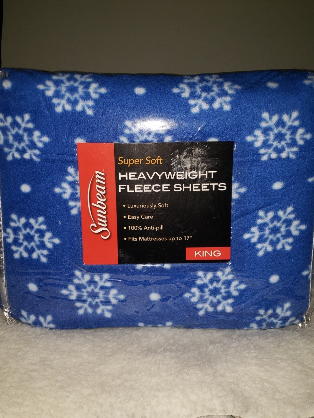Sunbeam Blue and White Snowflake Heavyweight Fleece Sheet Set King